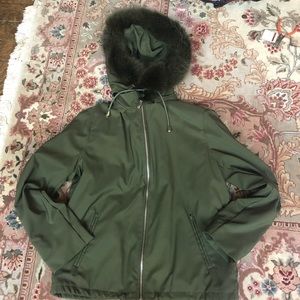 NWT Army Green fur hooded lightweight parka